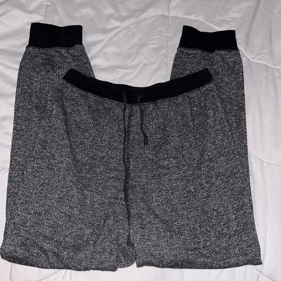 Gray sweatpants - Picture 1 of 3